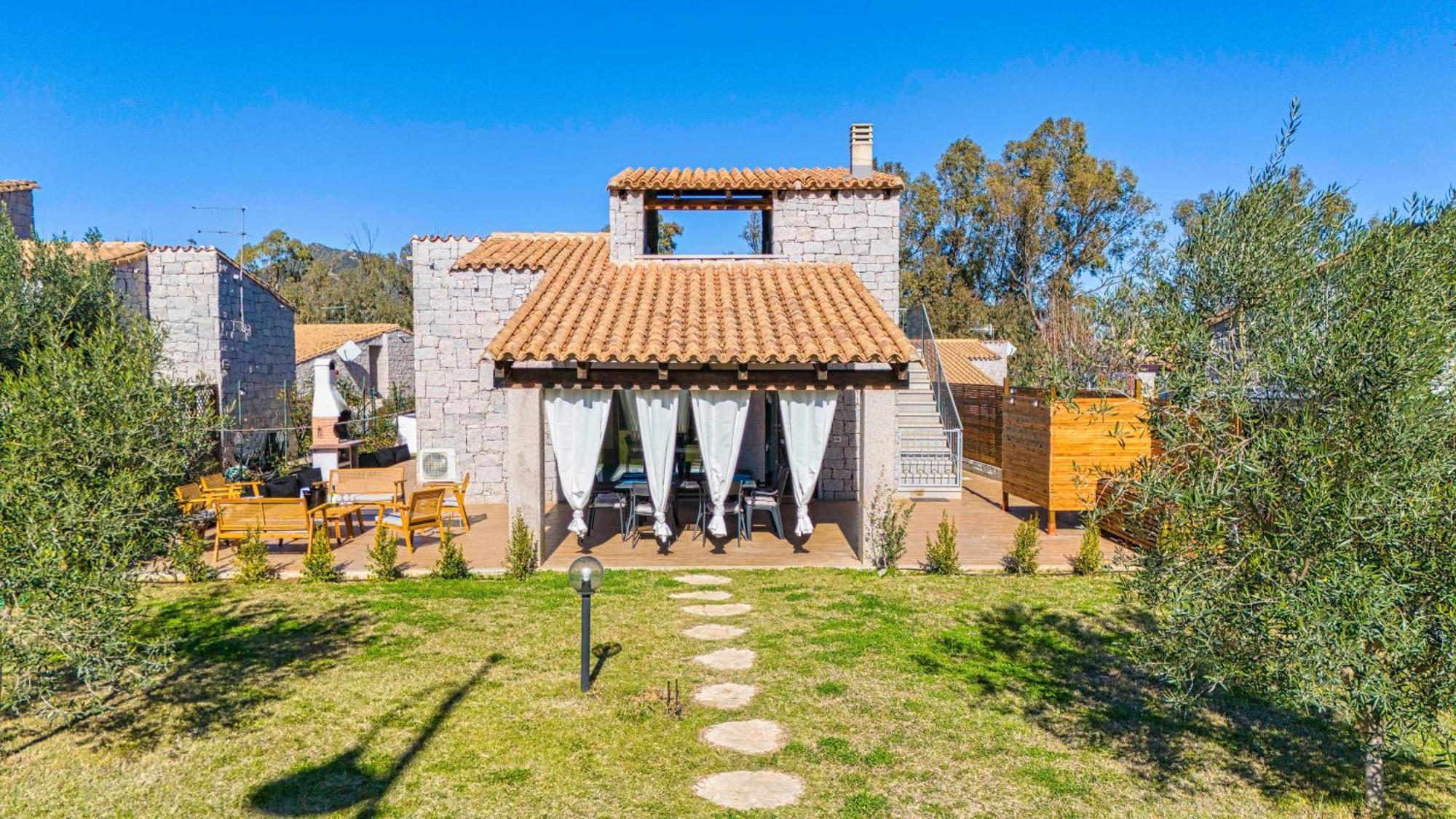 Villa Del Moro, Free Wifi, 300Mt From Sinzias' Beach Costa Rei Exterior photo